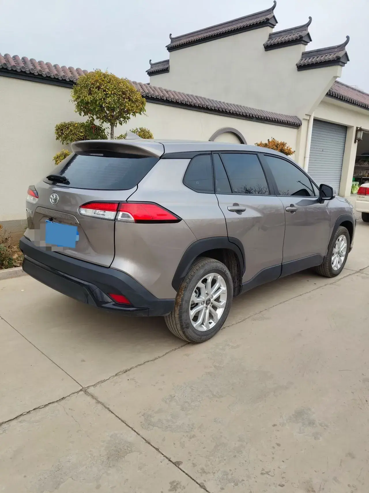 2025 TOYOTA FRONTLANDER thumbnail 3