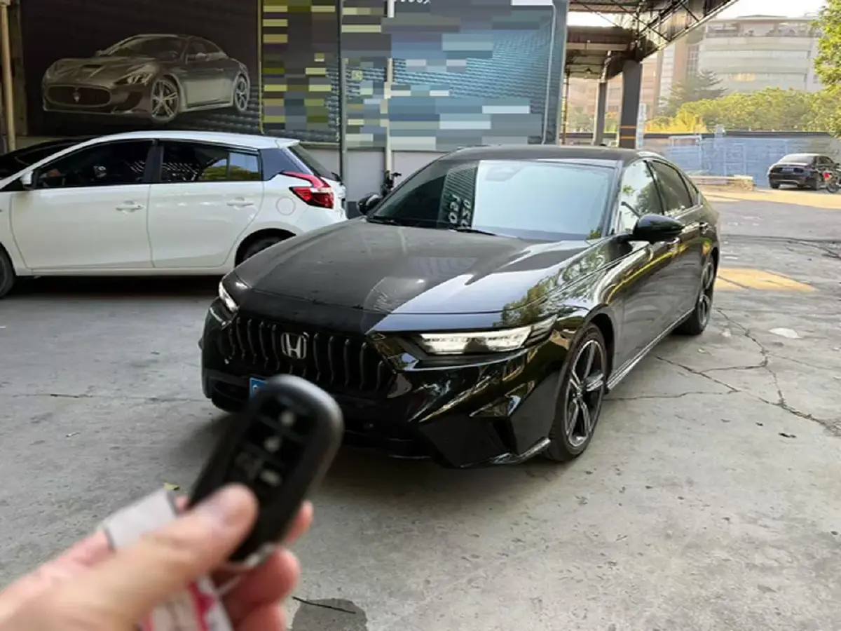 2023 Honda Inspire 1.5T 192HP L4 CVT