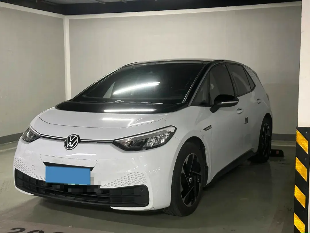 2023 VOLKSWAGEN ID.3 view 1