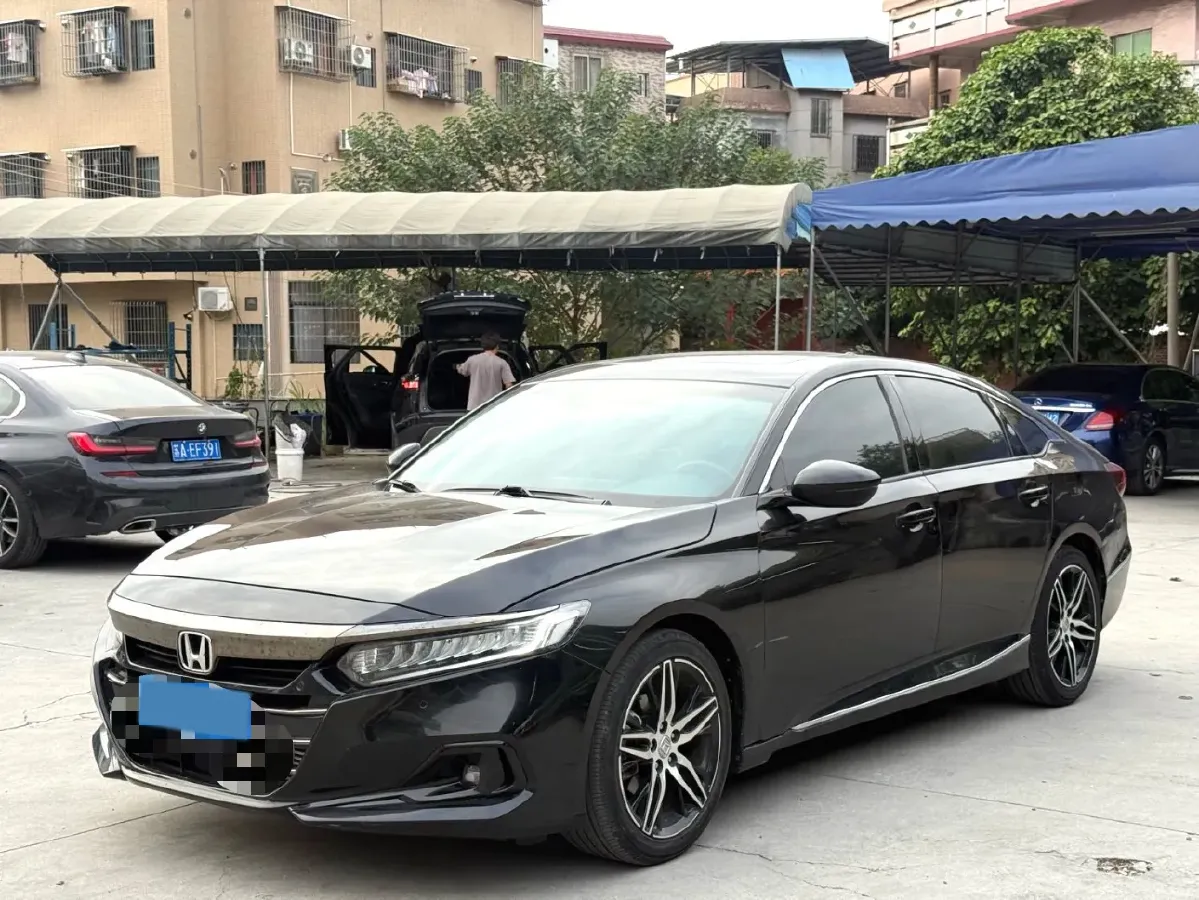 2022 Honda Accord 1.5T 194HP L4 CVT,autocango,china used car exporter,china ev exporter,chinese used car exporter,chinese used ev exporter