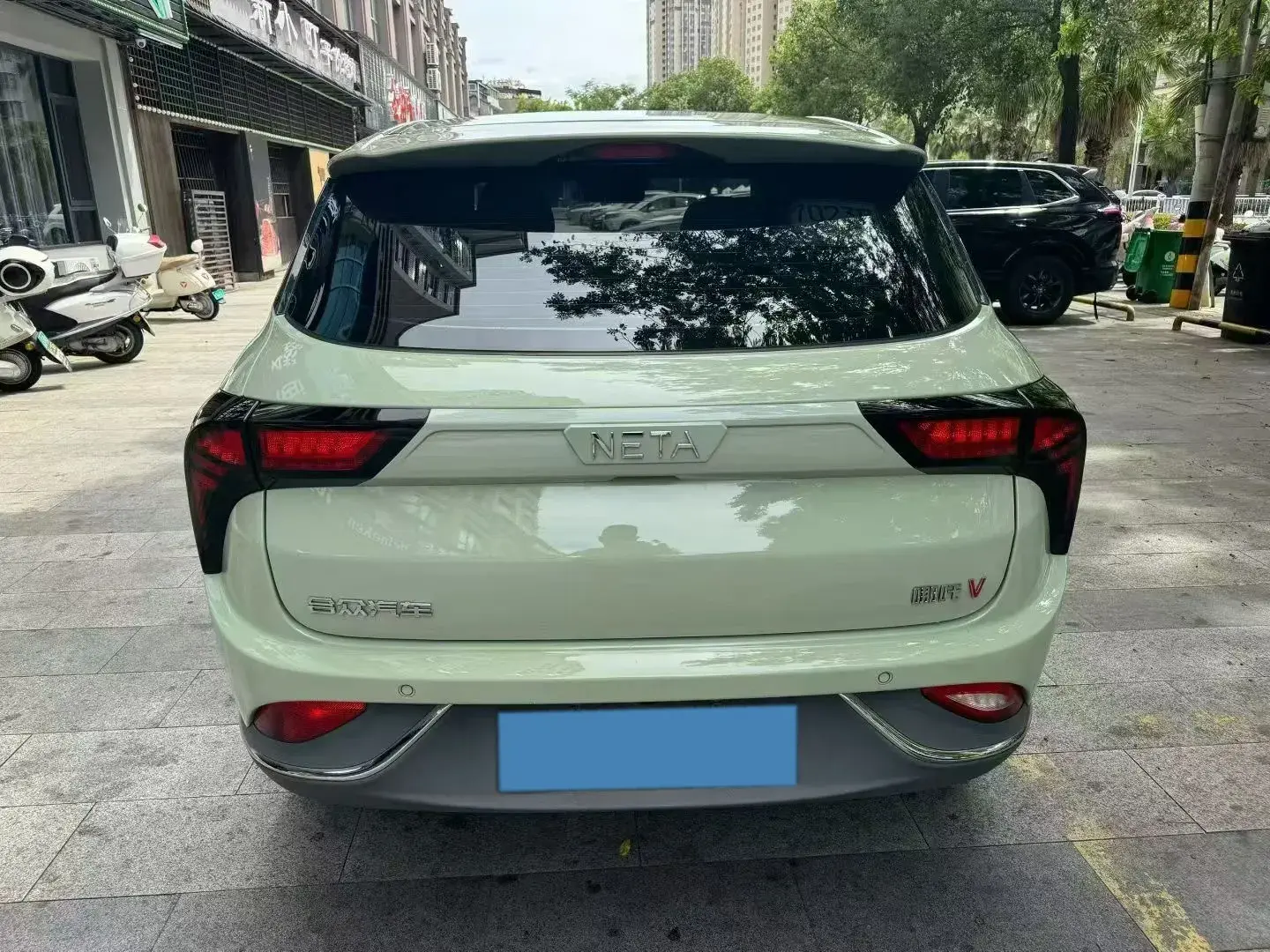 2022 NETA U thumbnail 3