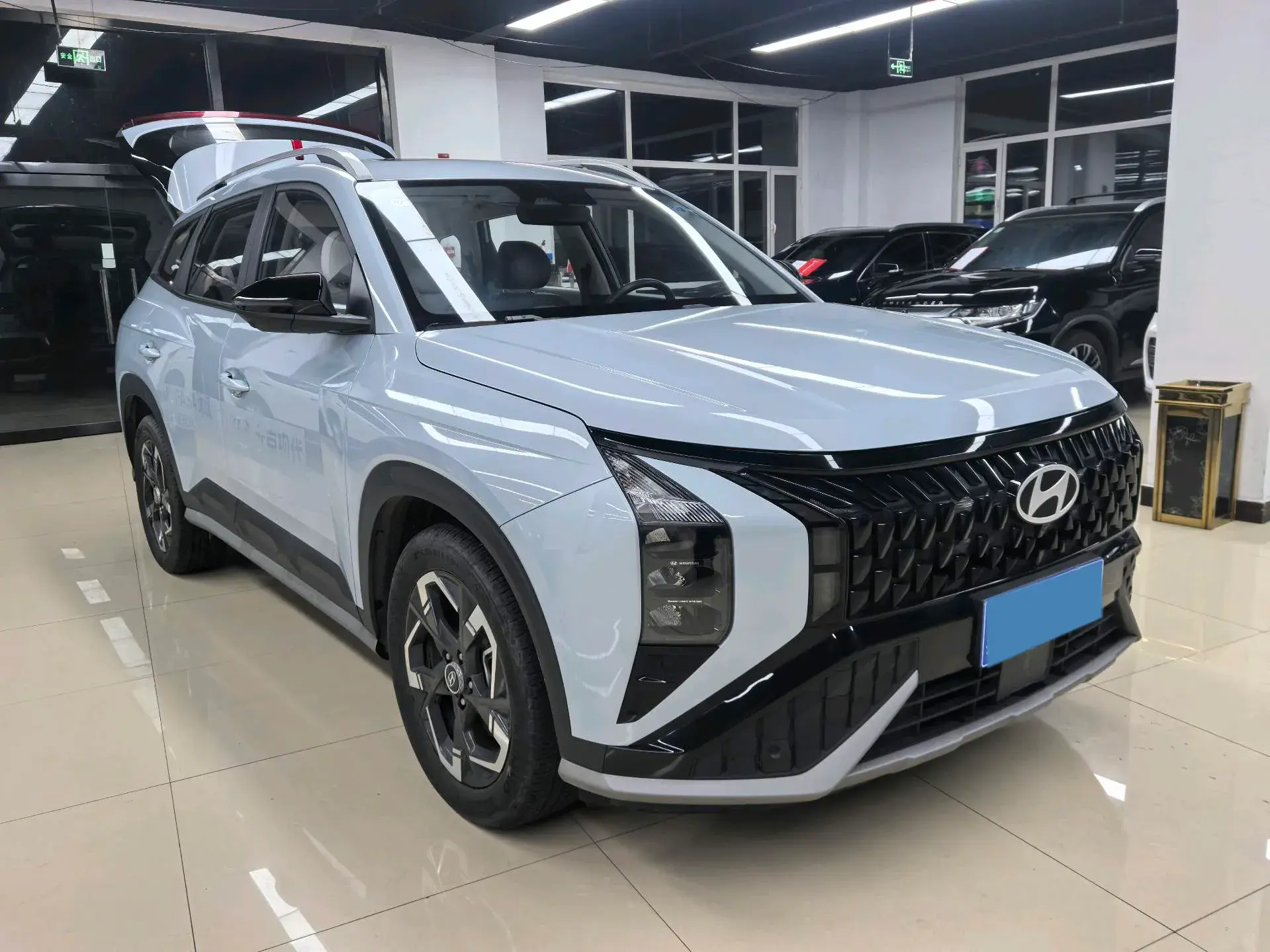 2023 HYUNDAI IX35 thumbnail 3