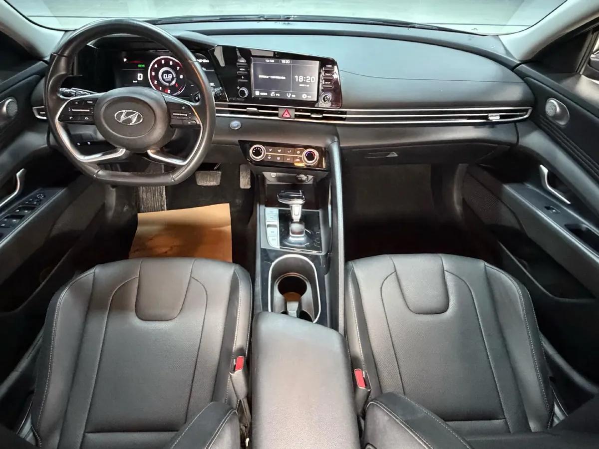 2022 Hyundai Elantra 1.5L 115HP L4 CVT,autocango,china used car exporter,china ev exporter,chinese used car exporter,chinese used ev exporter