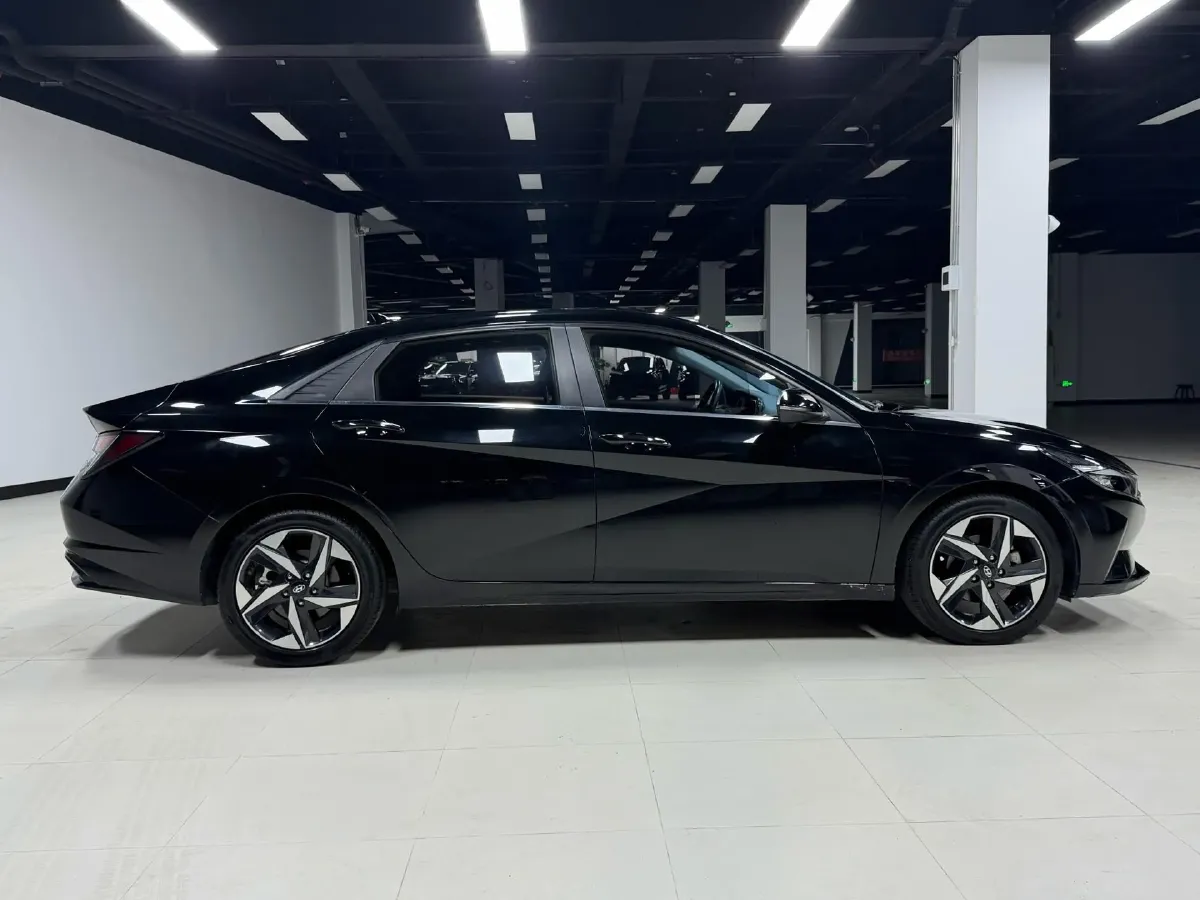 2022 Hyundai Elantra 1.5L 115HP L4 CVT,autocango,china used car exporter,china ev exporter,chinese used car exporter,chinese used ev exporter