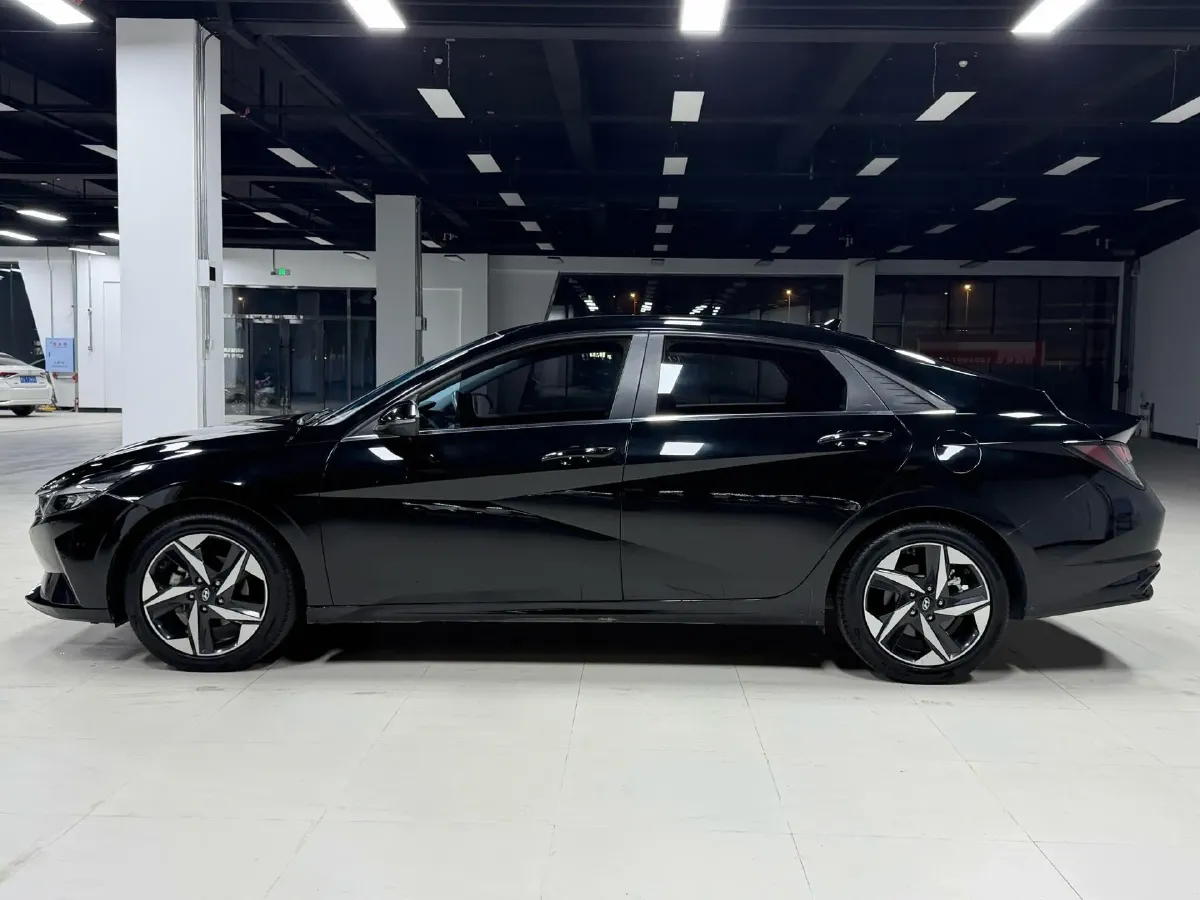 2022 Hyundai Elantra 1.5L 115HP L4 CVT,autocango,china used car exporter,china ev exporter,chinese used car exporter,chinese used ev exporter