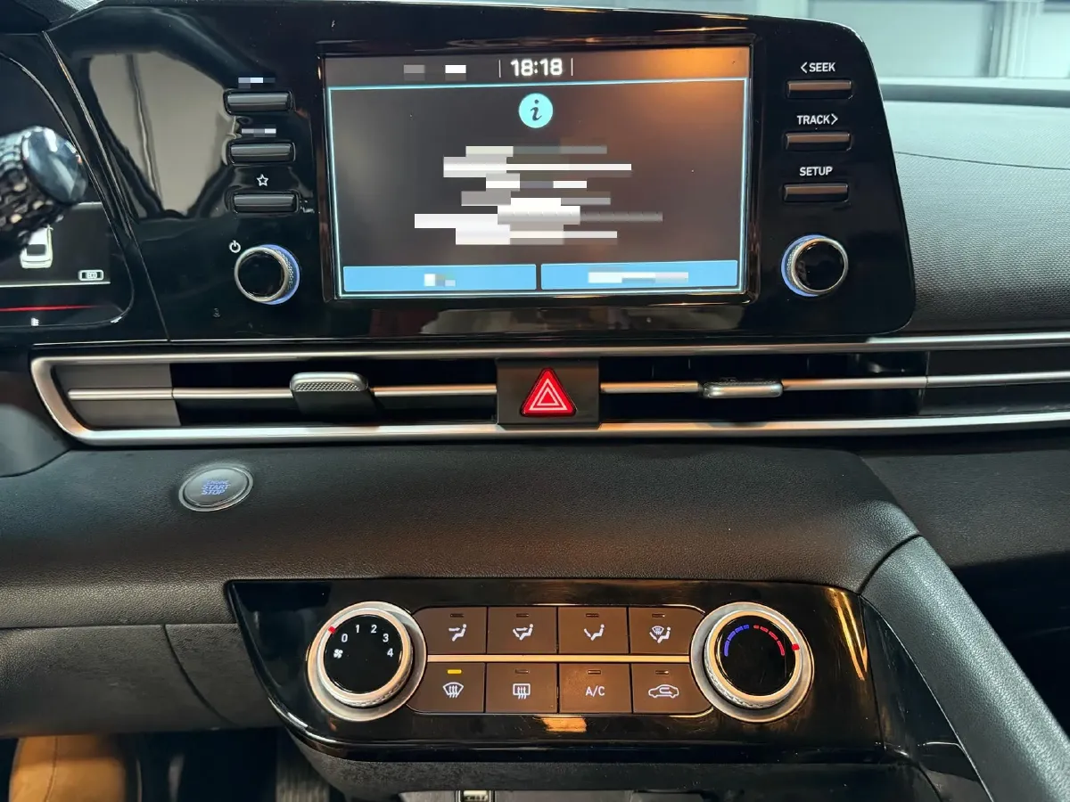 2022 Hyundai Elantra 1.5L 115HP L4 CVT,autocango,china used car exporter,china ev exporter,chinese used car exporter,chinese used ev exporter