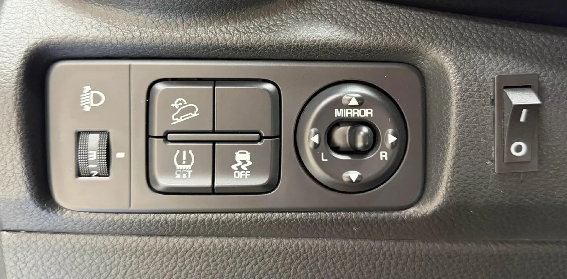 2021 Kia KX1 1.4L 100HP L4 6AT,autocango,china used car exporter,china ev exporter,chinese used car exporter,chinese used ev exporter