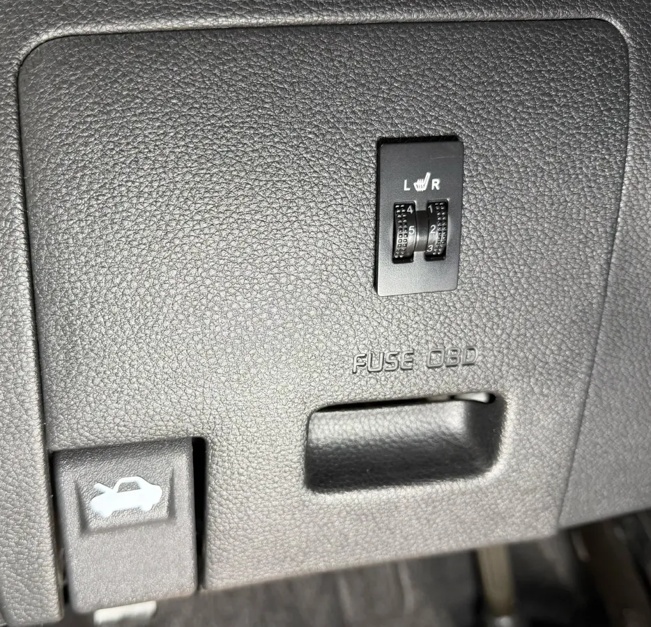 2021 Kia KX1 1.4L 100HP L4 6AT,autocango,china used car exporter,china ev exporter,chinese used car exporter,chinese used ev exporter