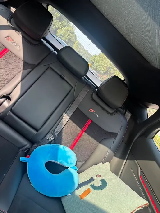 2024 Ford Mondeo 2.0T 288HP L4 E-CVT Hybrid,autocango,china used car exporter,china ev exporter,chinese used car exporter,chinese used ev exporter