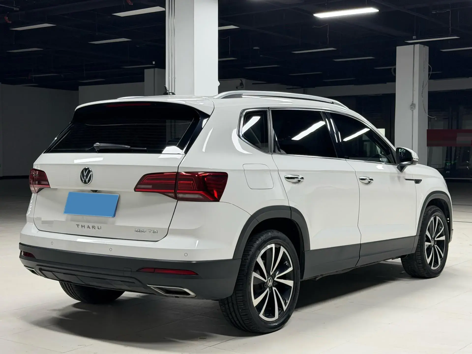 2022 VOLKSWAGEN THARU thumbnail 4