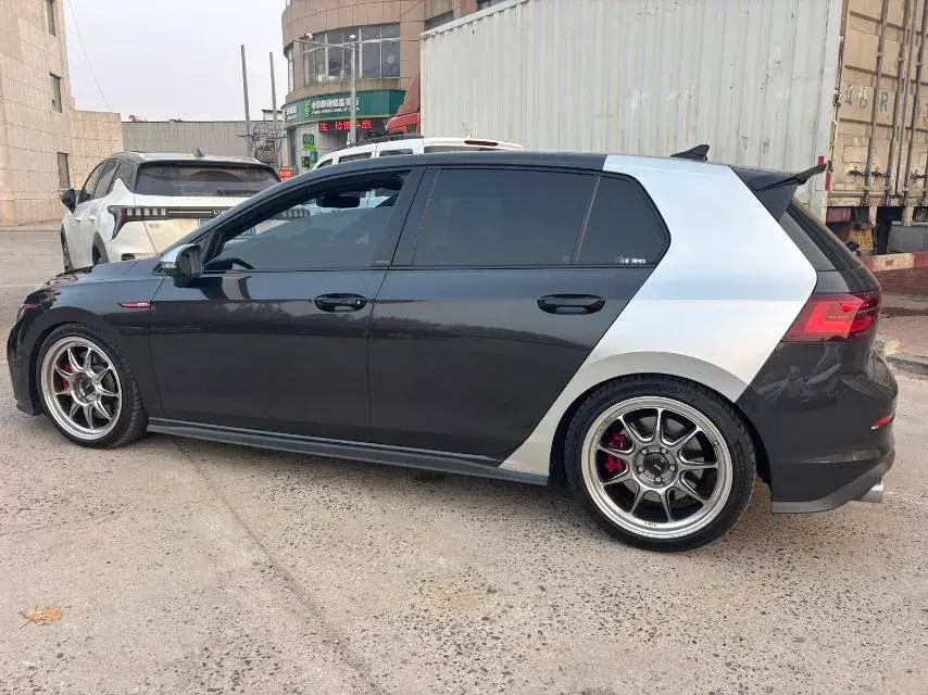 2021 VOLKSWAGEN GOLFGTI thumbnail 4