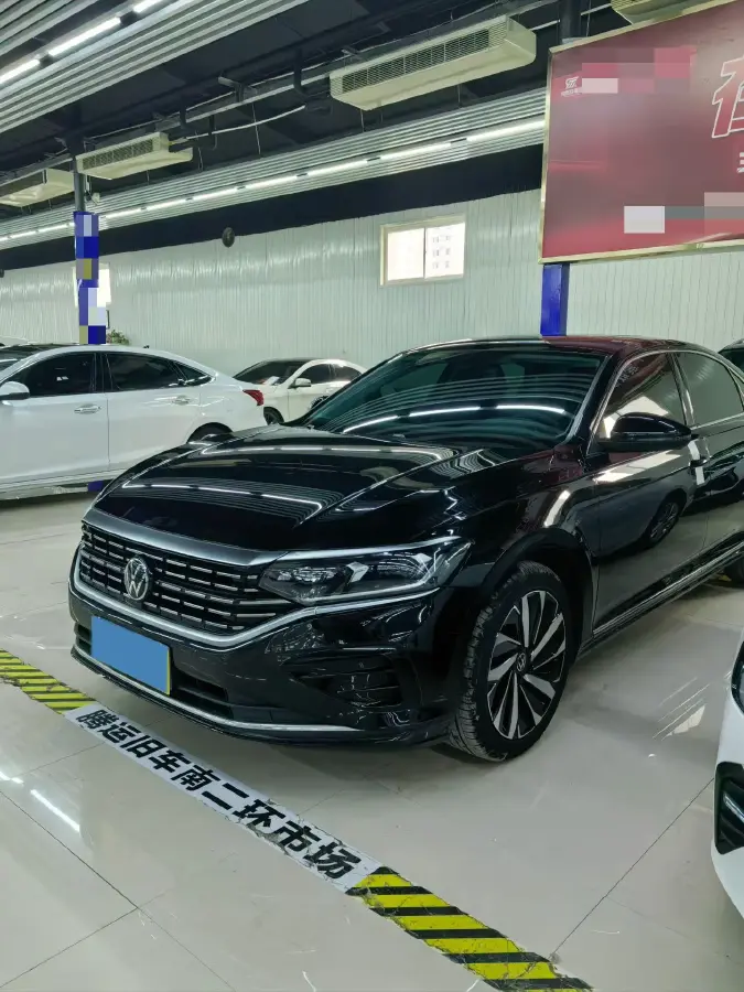 2023 Volkswagen Passat 2.0T 186HP L4 7DCT