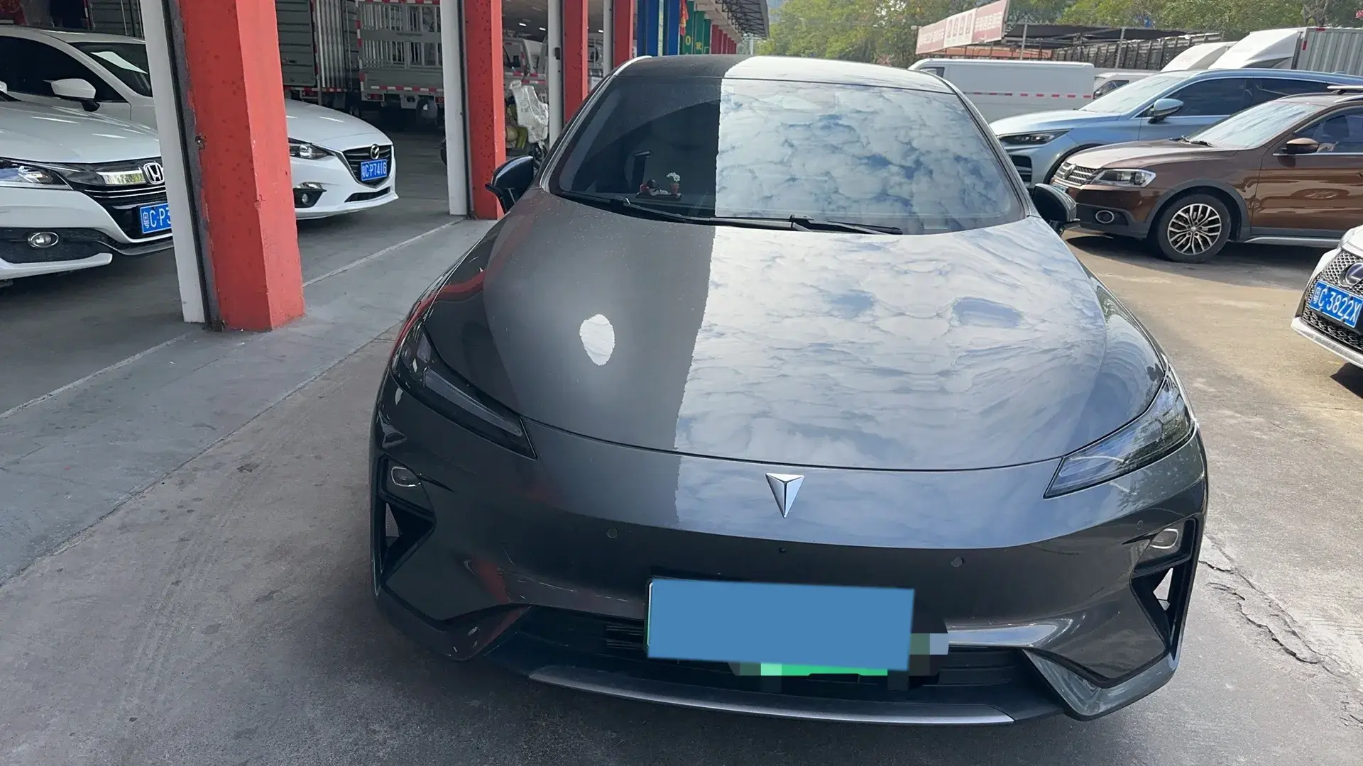 2025 DEEPAL L07 thumbnail 2