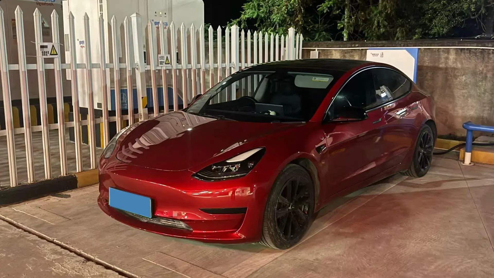2021 TESLA MODEL view 1