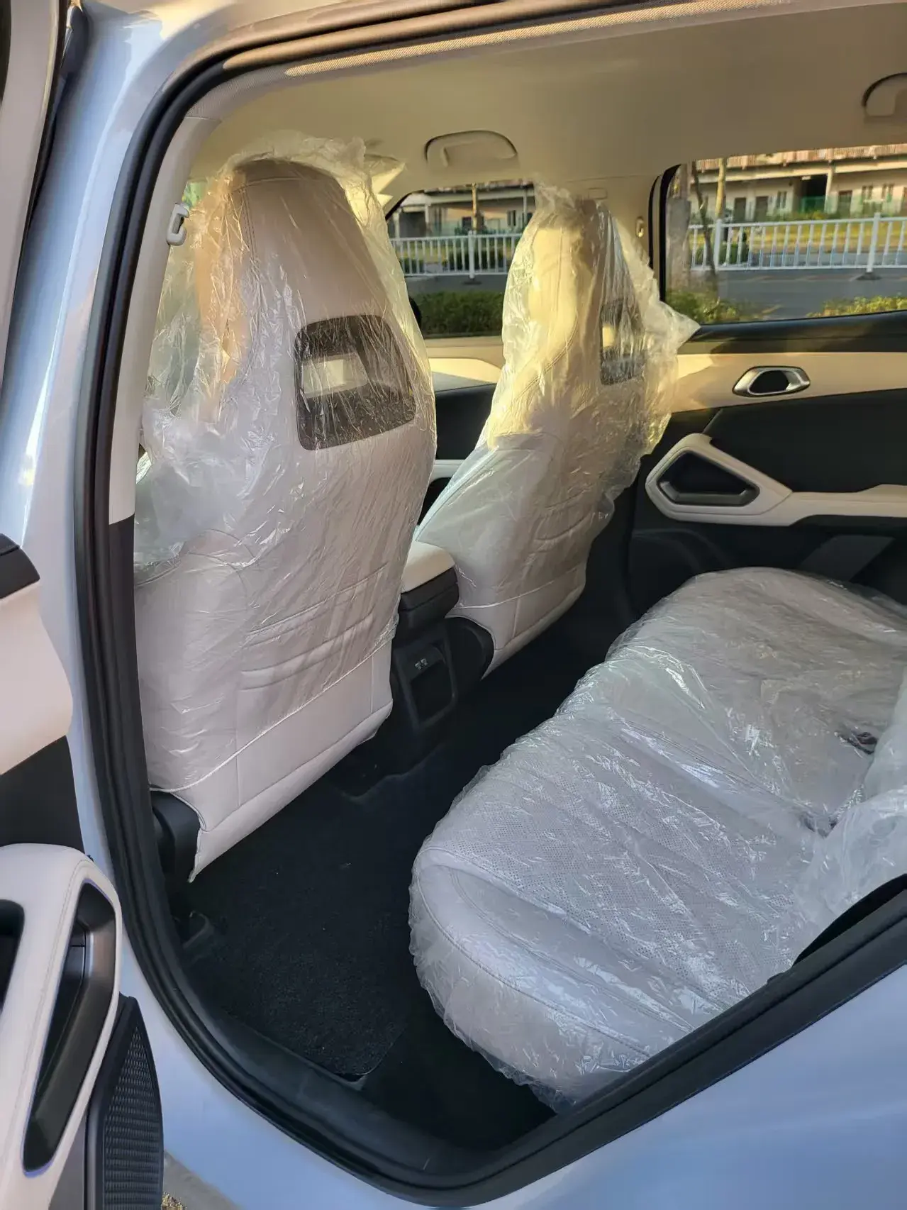 2024 BYD YUANUP thumbnail 3