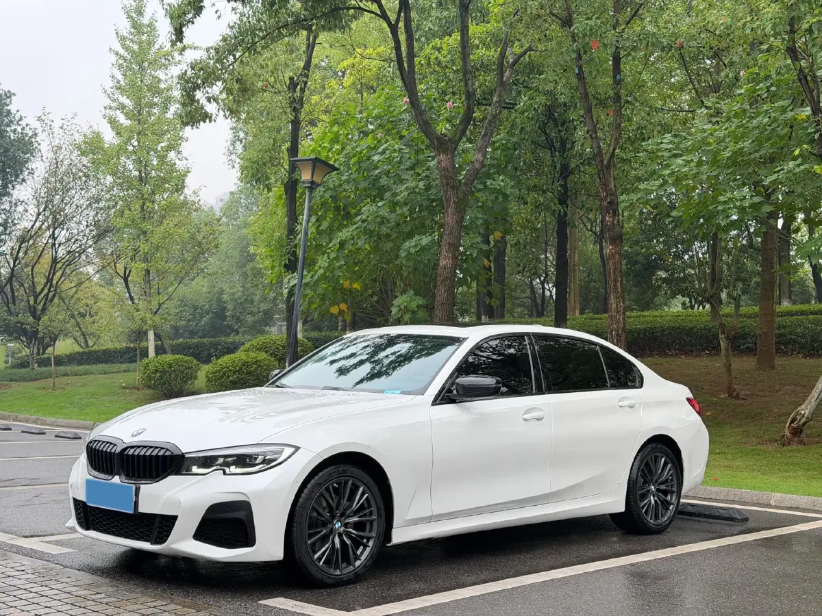 2021 BMW 3 Series 2.0T 184HP L4 8AT