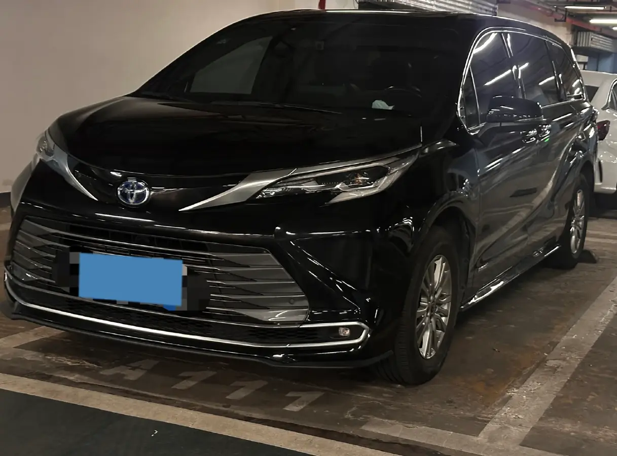 2021 Toyota Sienna 2.5L 192HP L4 E-CVT Hybrid