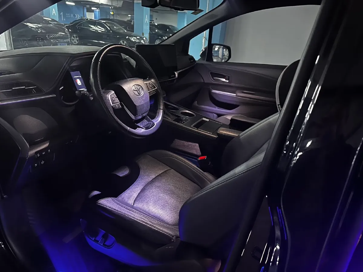 2021 Toyota Sienna 2.5L 192HP L4 E-CVT Hybrid,autocango,china used car exporter,china ev exporter,chinese used car exporter,chinese used ev exporter