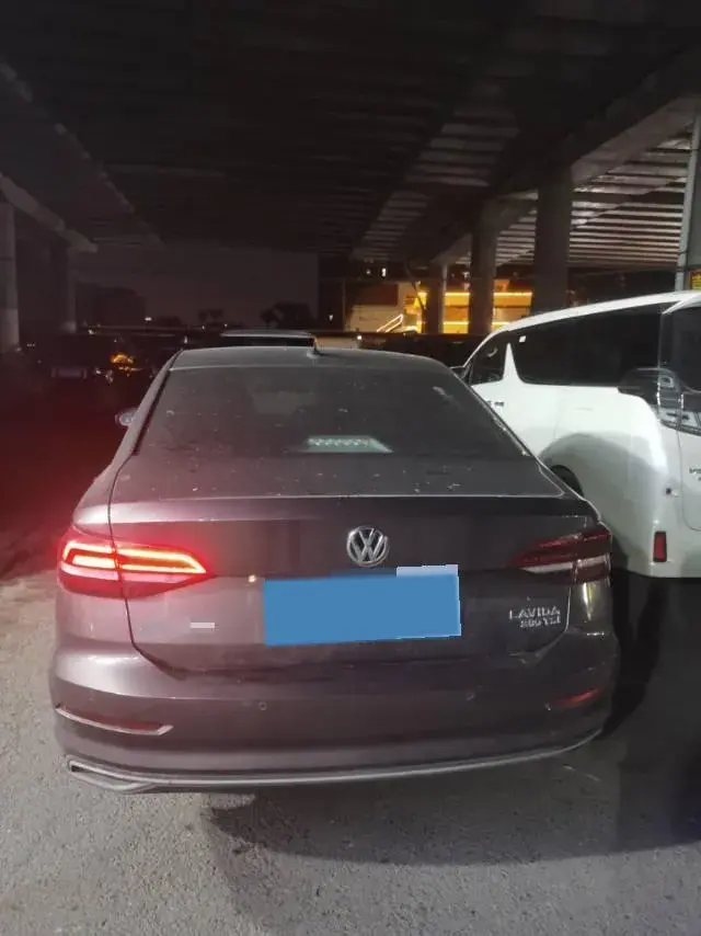 2019 VOLKSWAGEN LAVIDA thumbnail 3