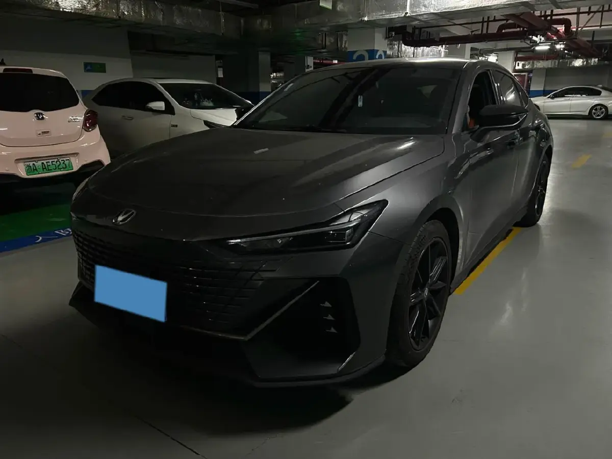 2022 ChangAn UNI-V 1.5T 188HP L4 7DCT