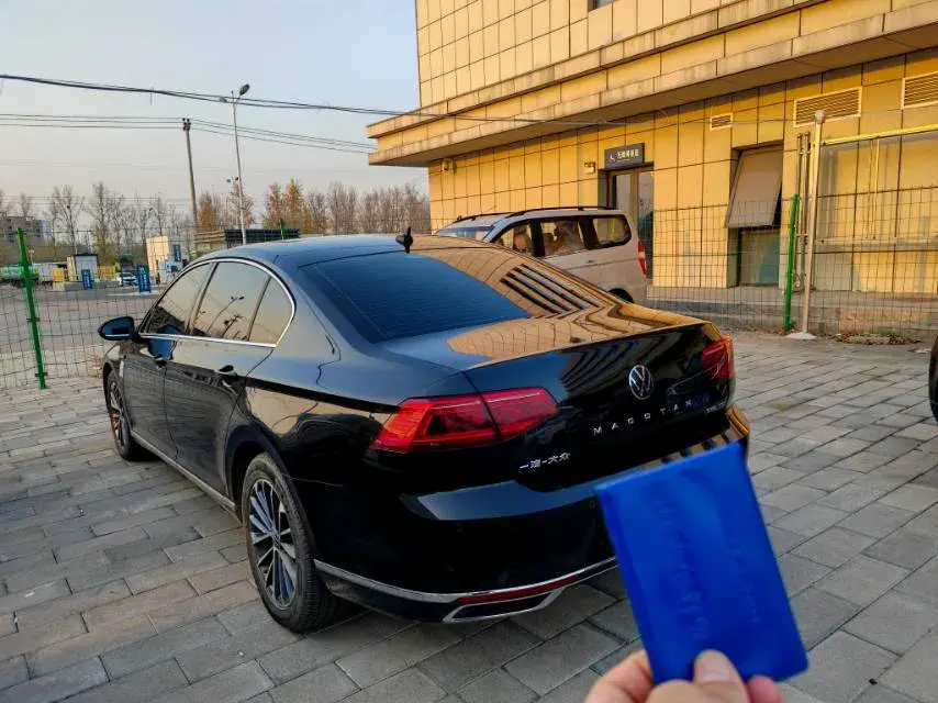 2020 VOLKSWAGEN MAGOTAN thumbnail 3