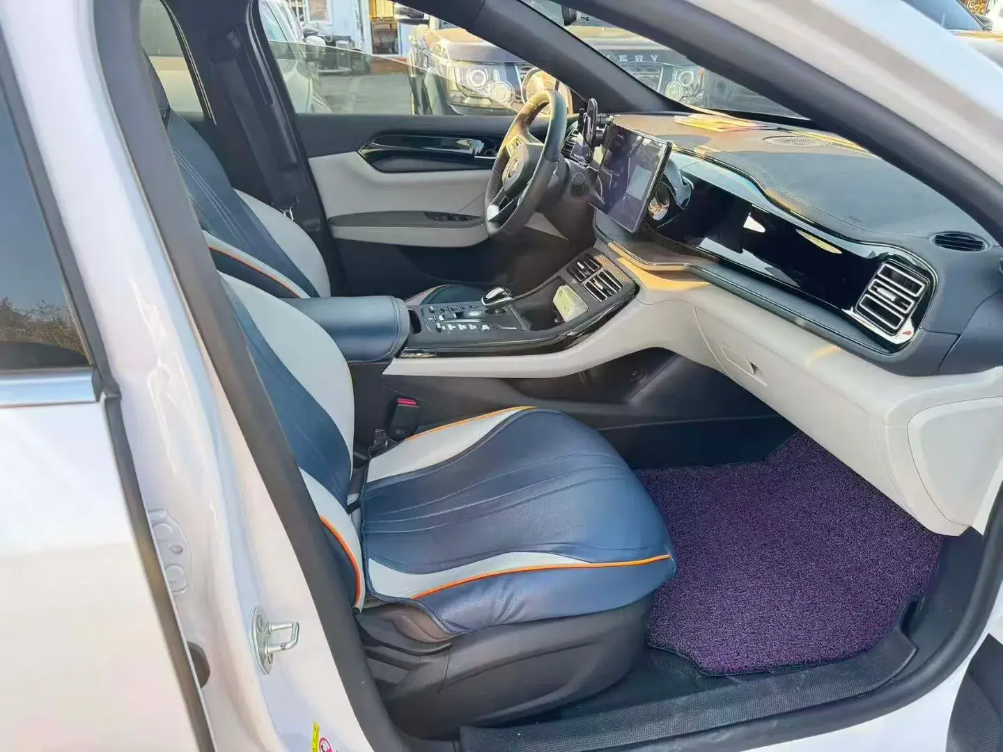 2024 BYD QIN thumbnail 3