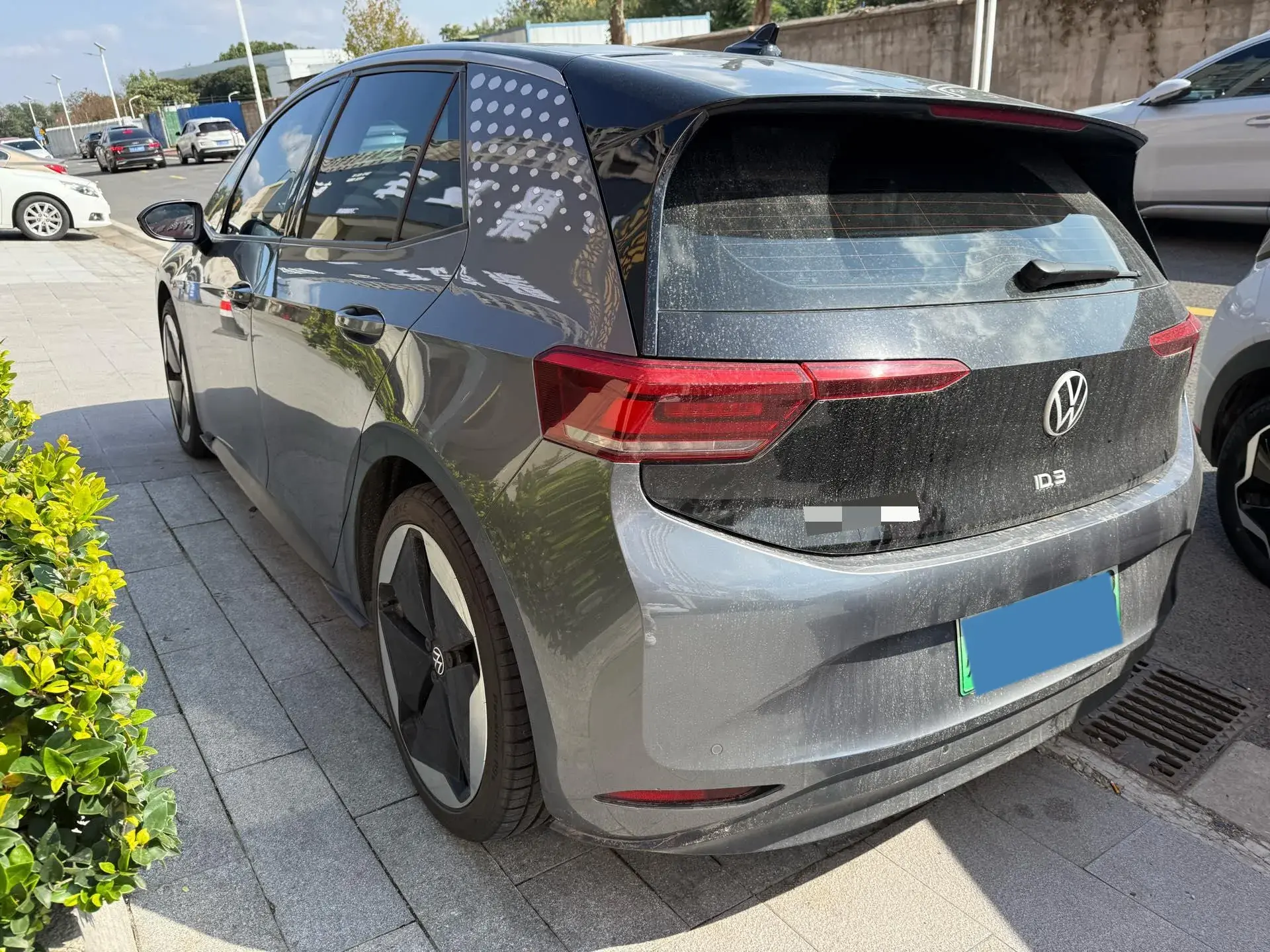 2022 VOLKSWAGEN ID.3 thumbnail 3