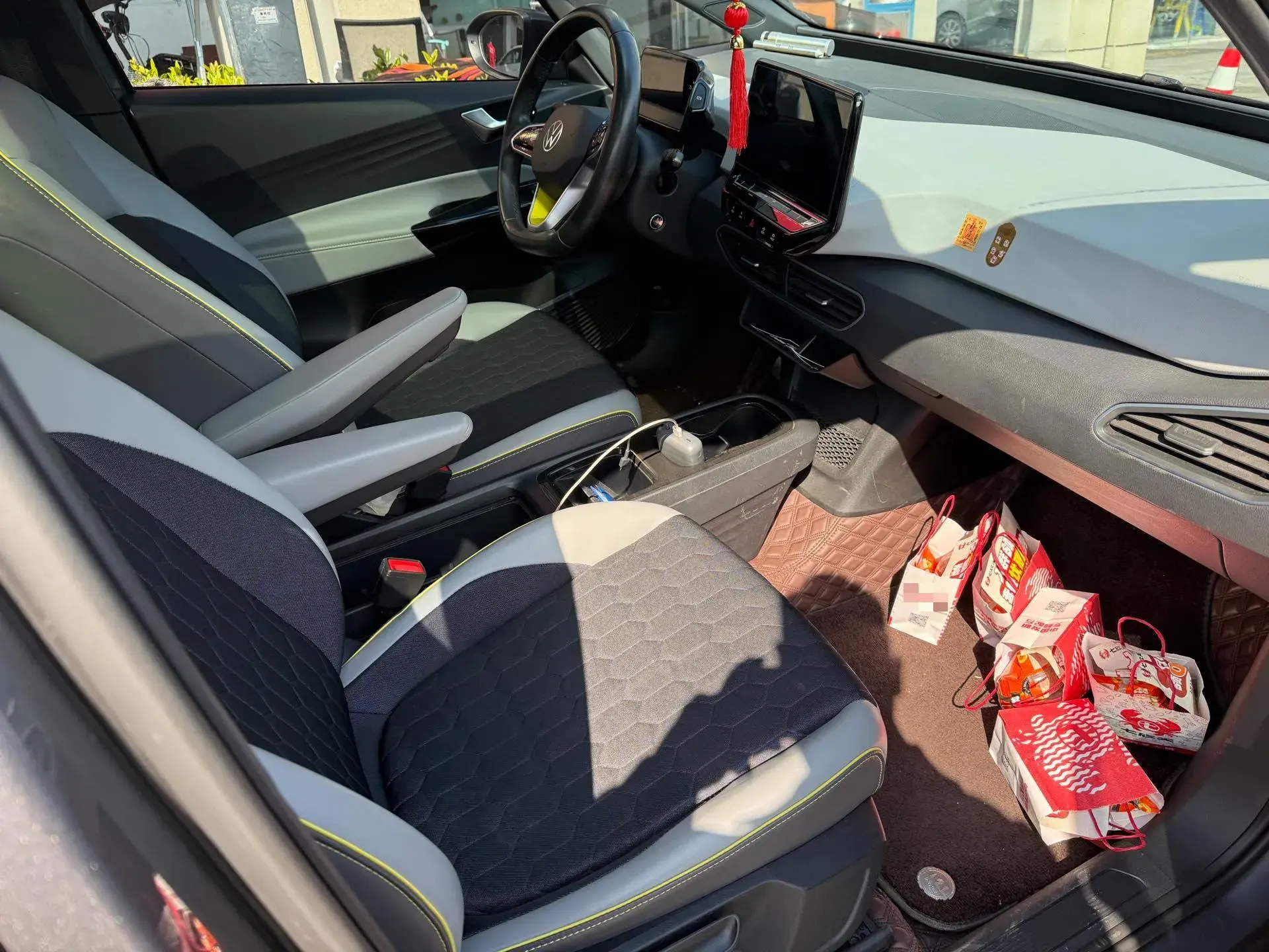 2022 VOLKSWAGEN ID.3 thumbnail 4