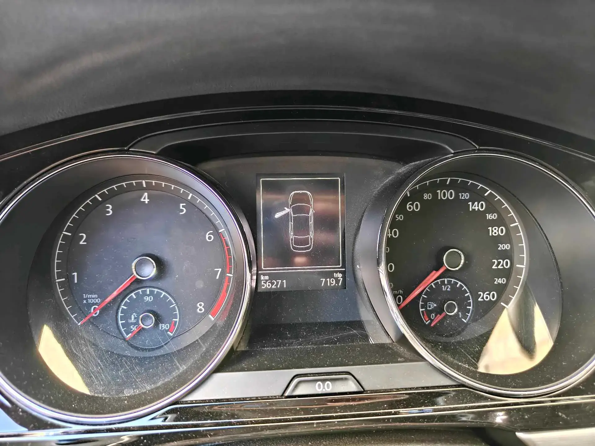 2017 VOLKSWAGEN LAMANDO thumbnail 3