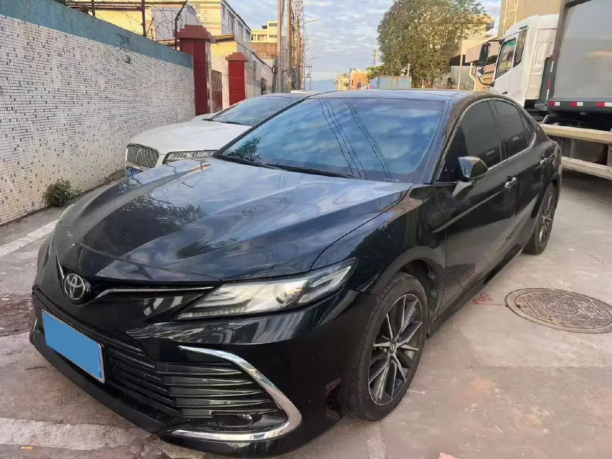 2021 Toyota Camry 2.5L 209HP L4 8AT