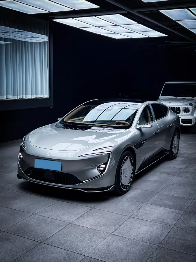 2025 Avatr 12 BEV,autocango,china used car exporter,china ev exporter,chinese used car exporter,chinese used ev exporter