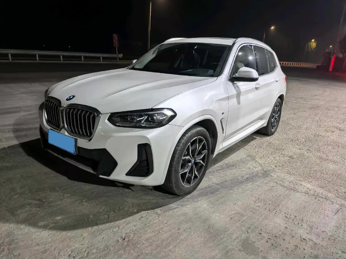 2022 BMW X3 2.0T 184HP L4 8AT