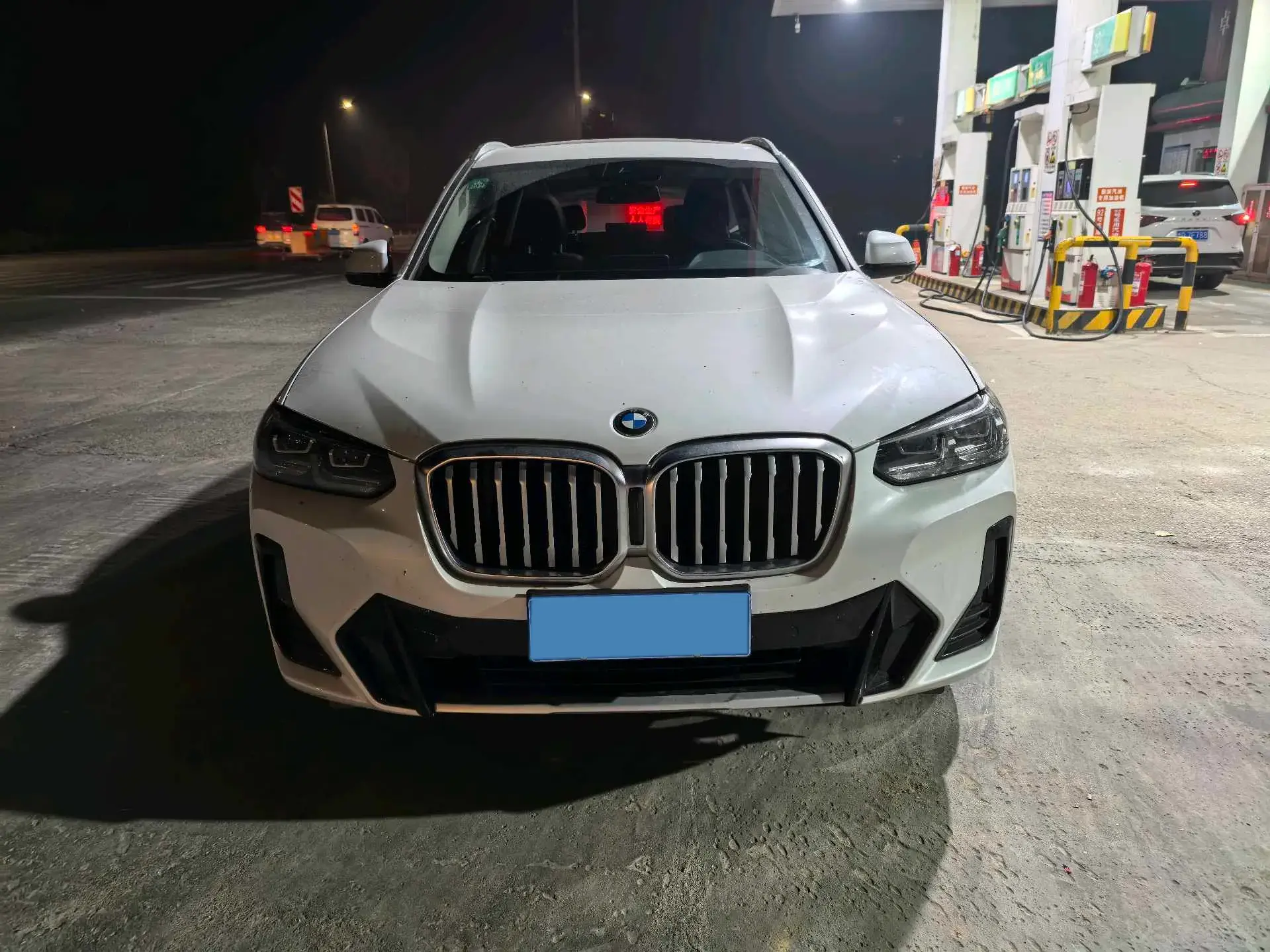 2022 BMW X3 thumbnail 2