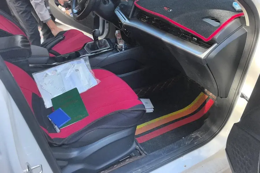 2023 MG 5 thumbnail 3