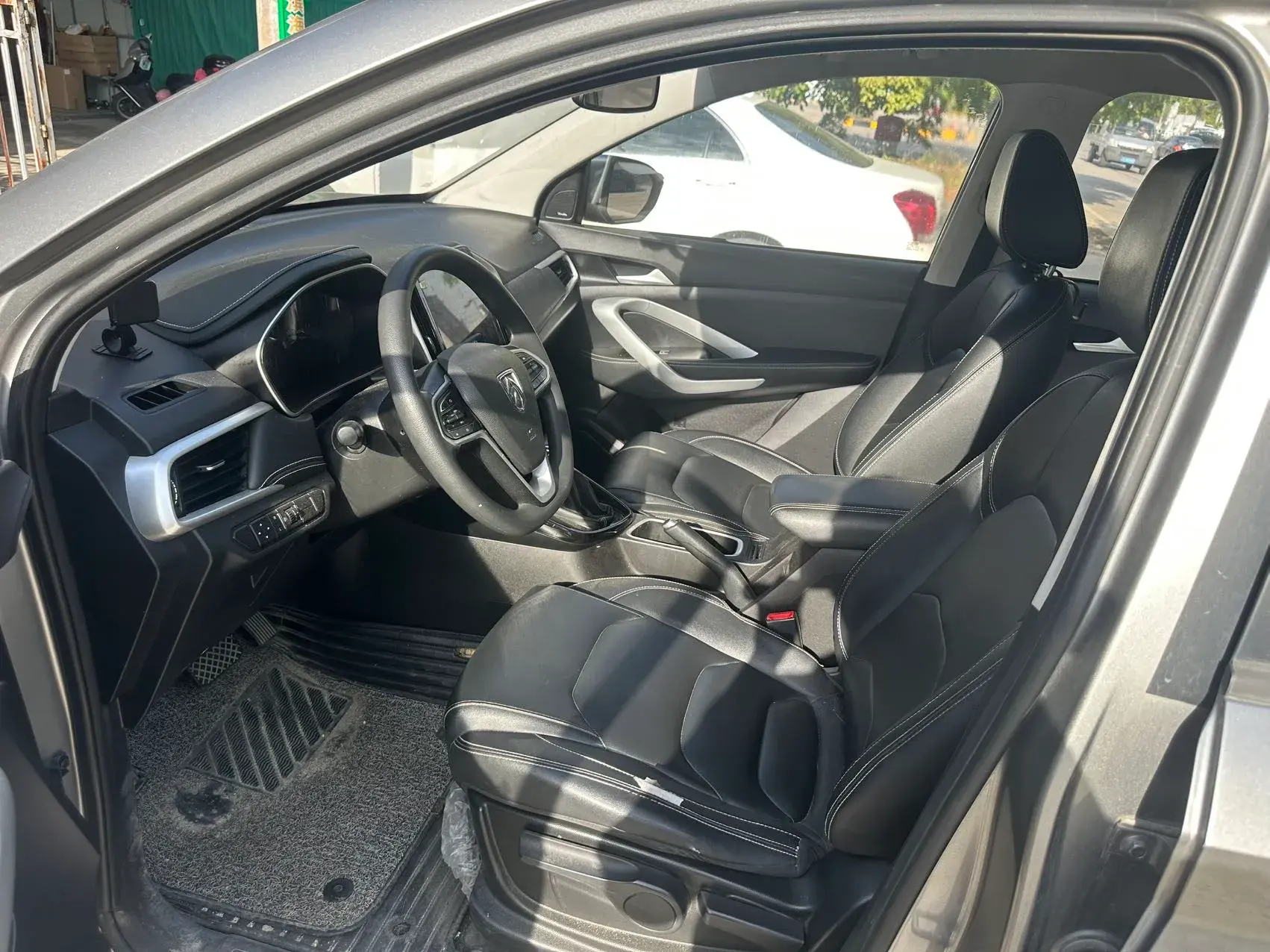 2020 BAOJUN 530 thumbnail 3