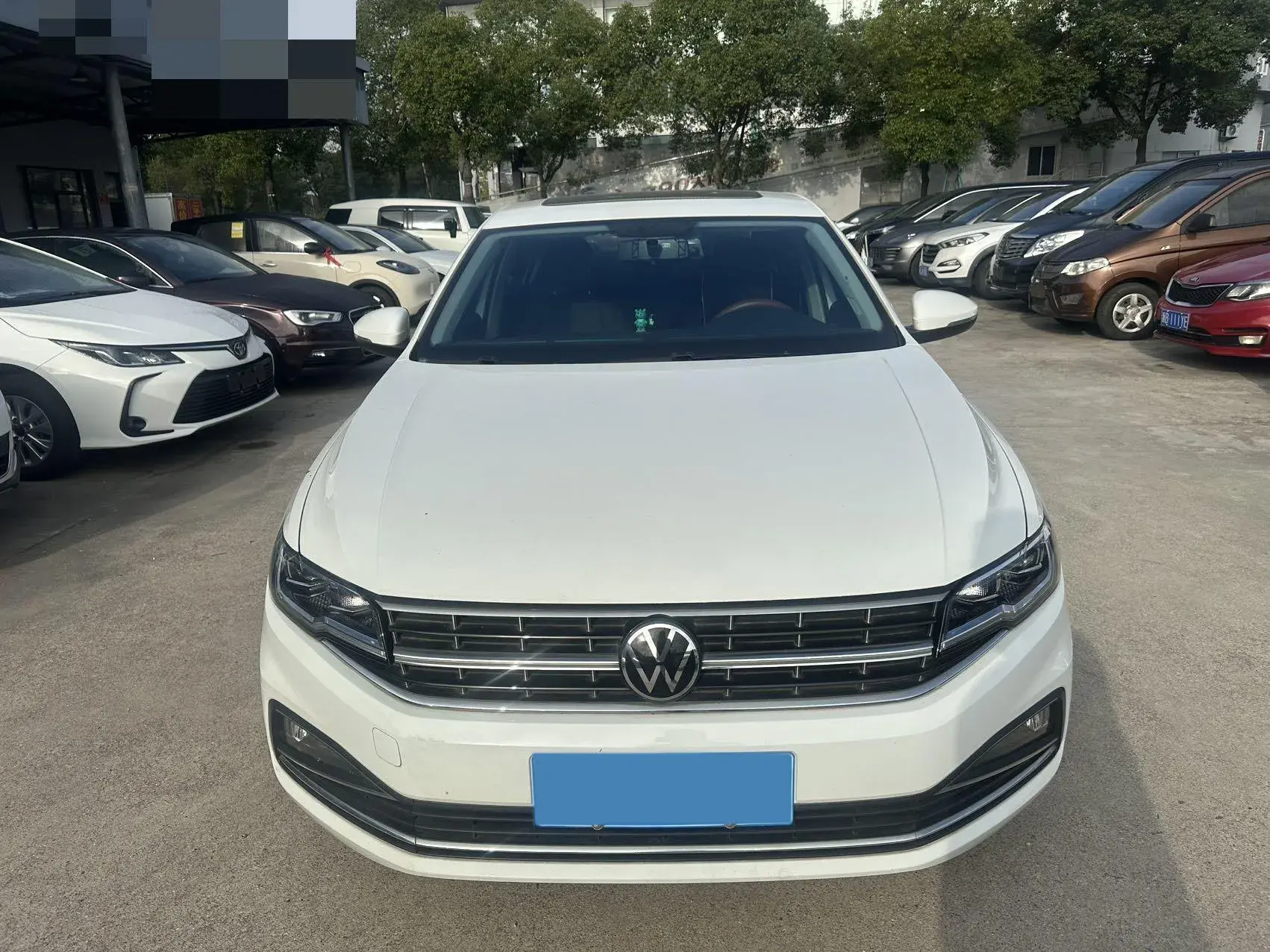 2021 VOLKSWAGEN BORA thumbnail 2