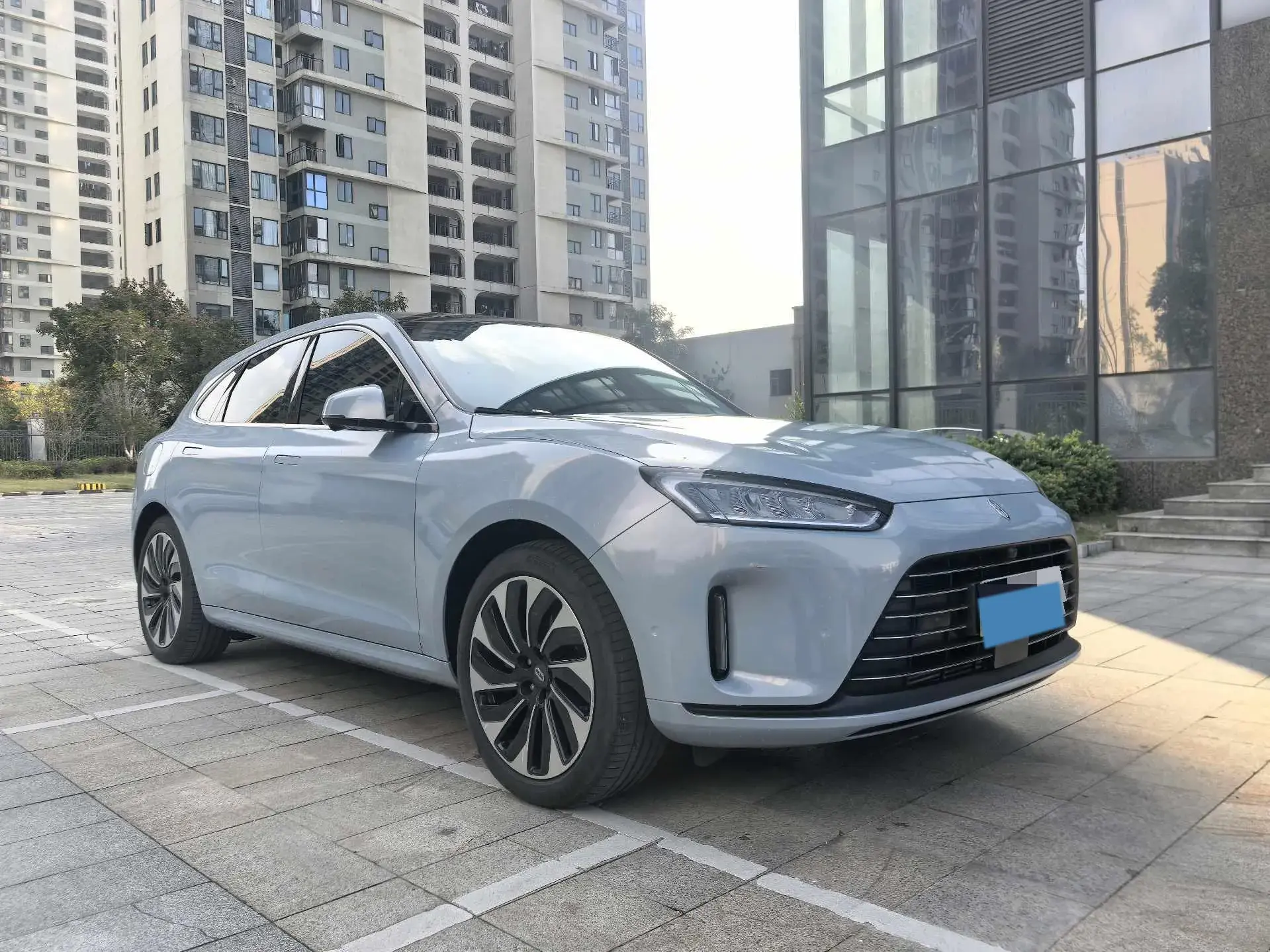 2022 AITO AITO thumbnail 3