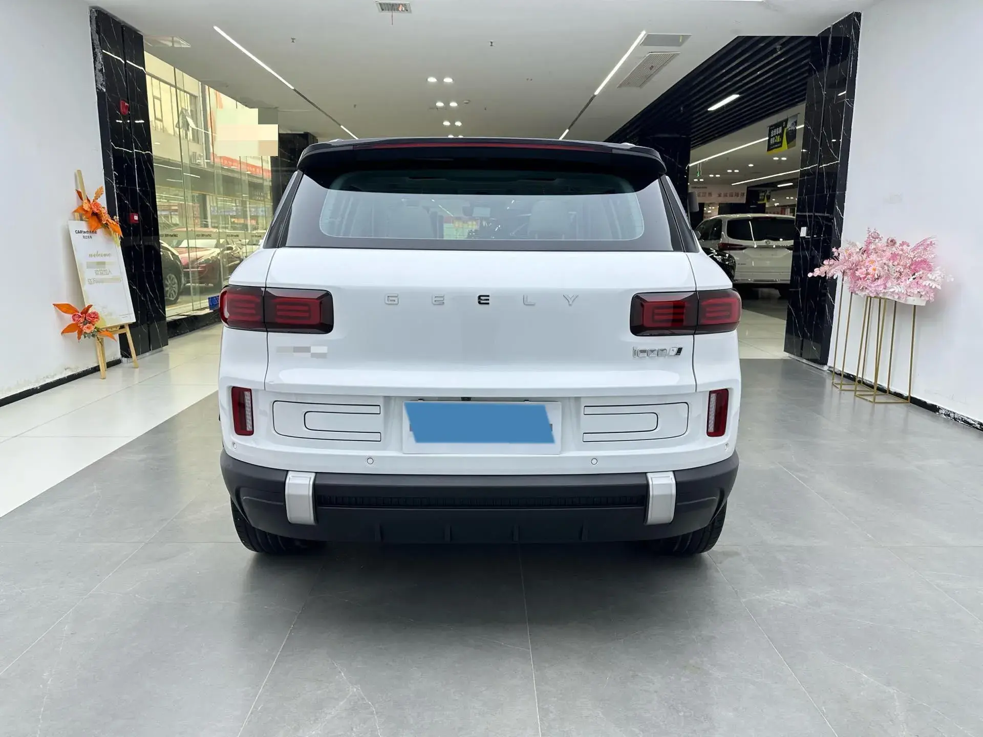 2023 GEELY ICON thumbnail 4