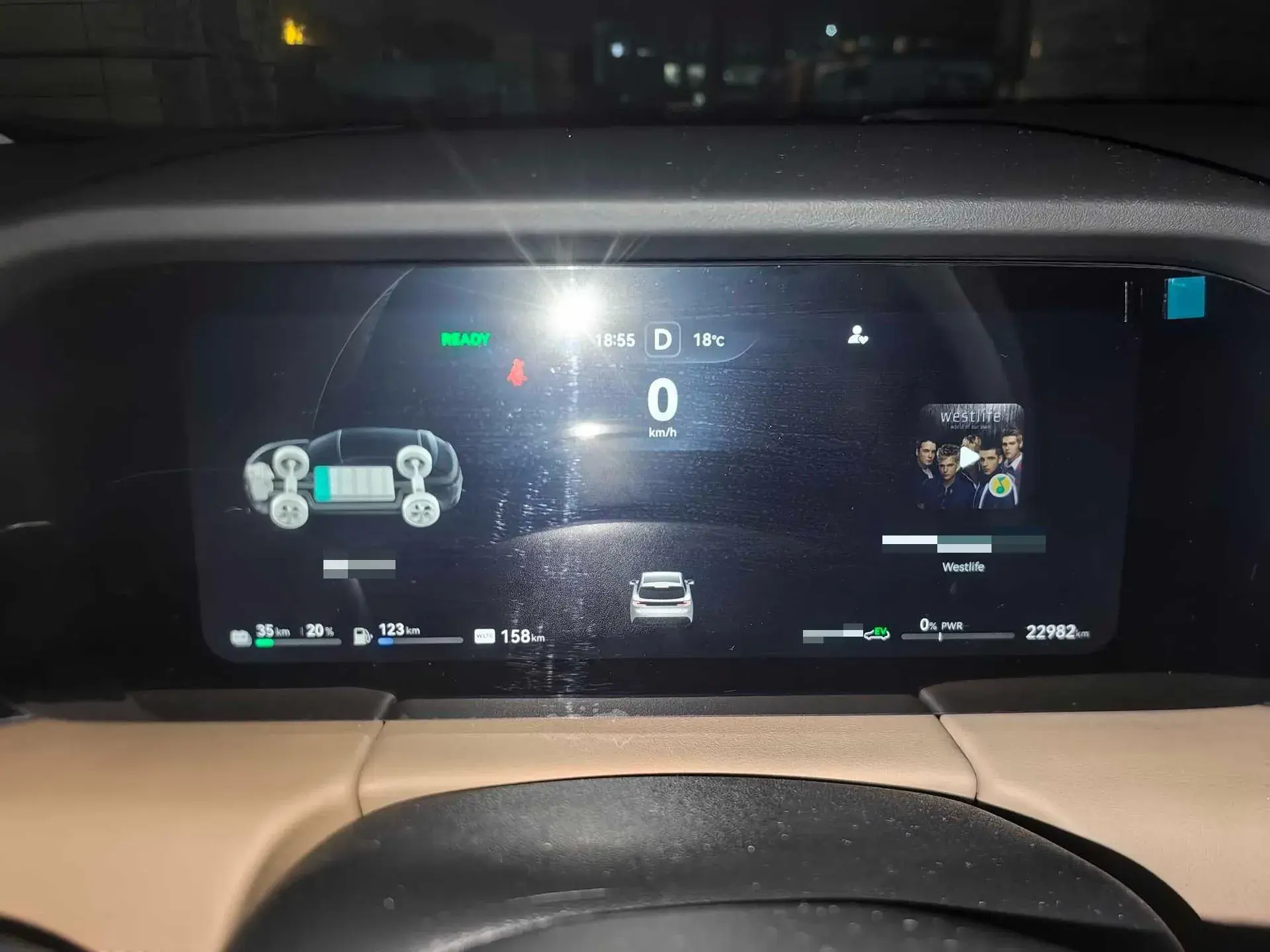 2022 AITO AITO thumbnail 2