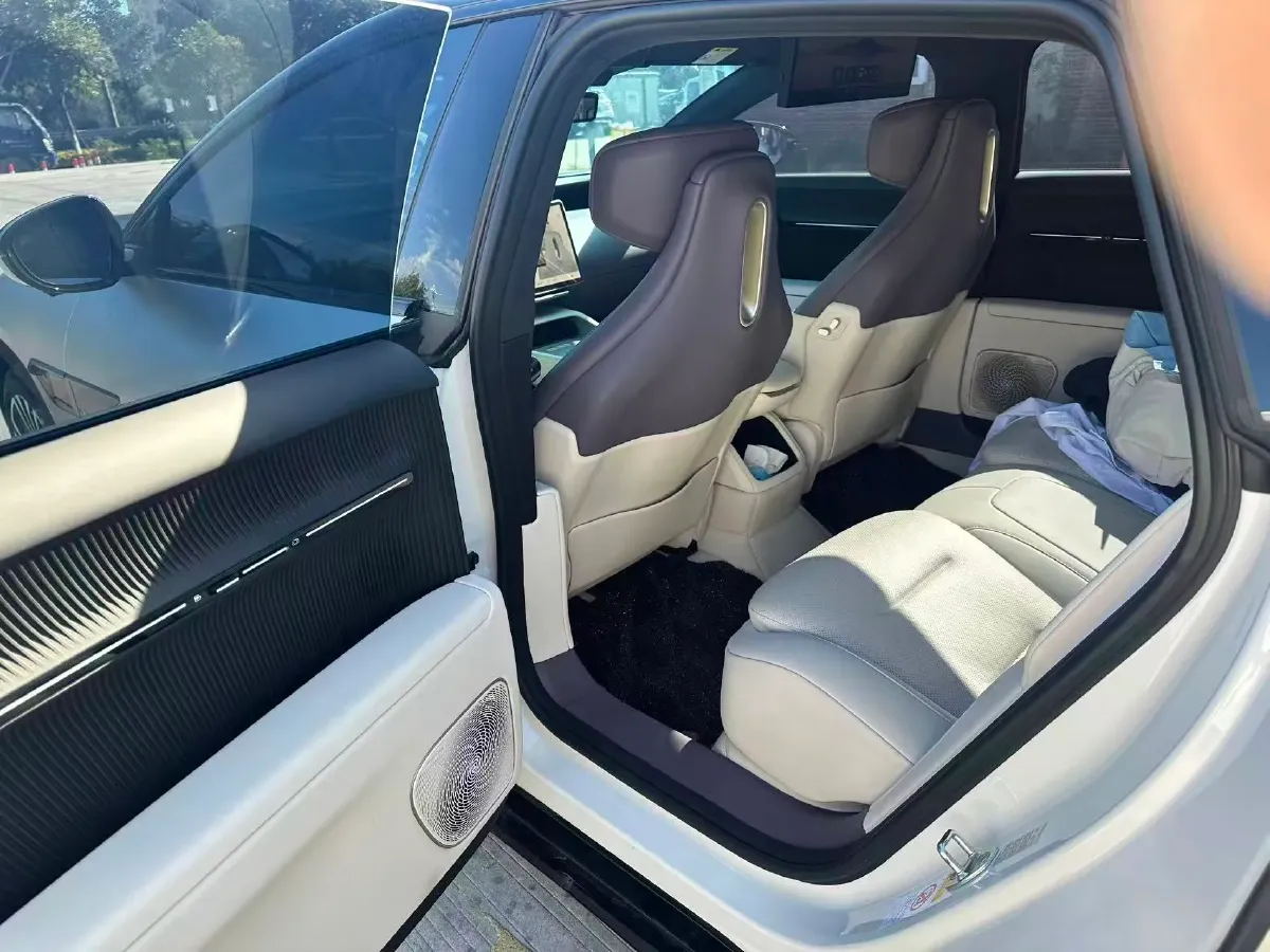 2025 Avatr 12 1.5T 156HP L4 REEV 39.05KWH,autocango,china used car exporter,china ev exporter,chinese used car exporter,chinese used ev exporter