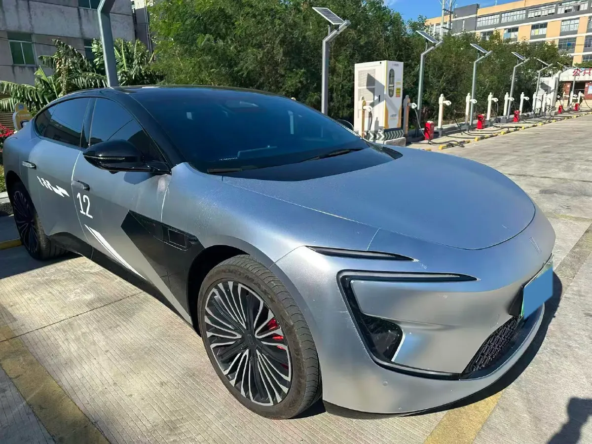 2025 Avatr 12 1.5T 156HP L4 REEV 39.05KWH,autocango,china used car exporter,china ev exporter,chinese used car exporter,chinese used ev exporter