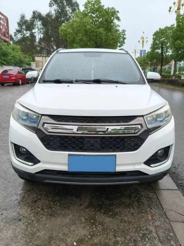 2016 LiFan MaiWei 1.5L 109HP L4 5MT,autocango,china used car exporter,china ev exporter,chinese used car exporter,chinese used ev exporter