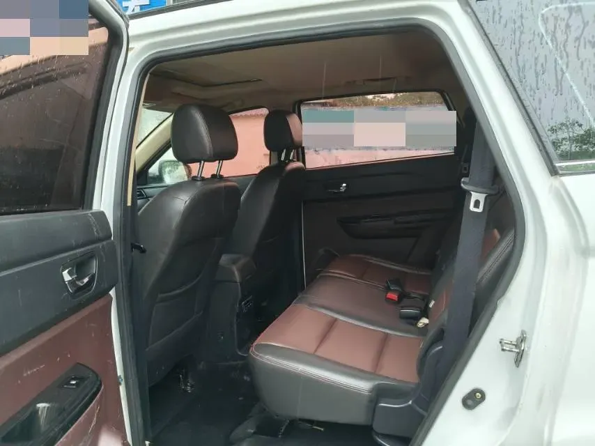 2016 LiFan MaiWei 1.5L 109HP L4 5MT,autocango,china used car exporter,china ev exporter,chinese used car exporter,chinese used ev exporter