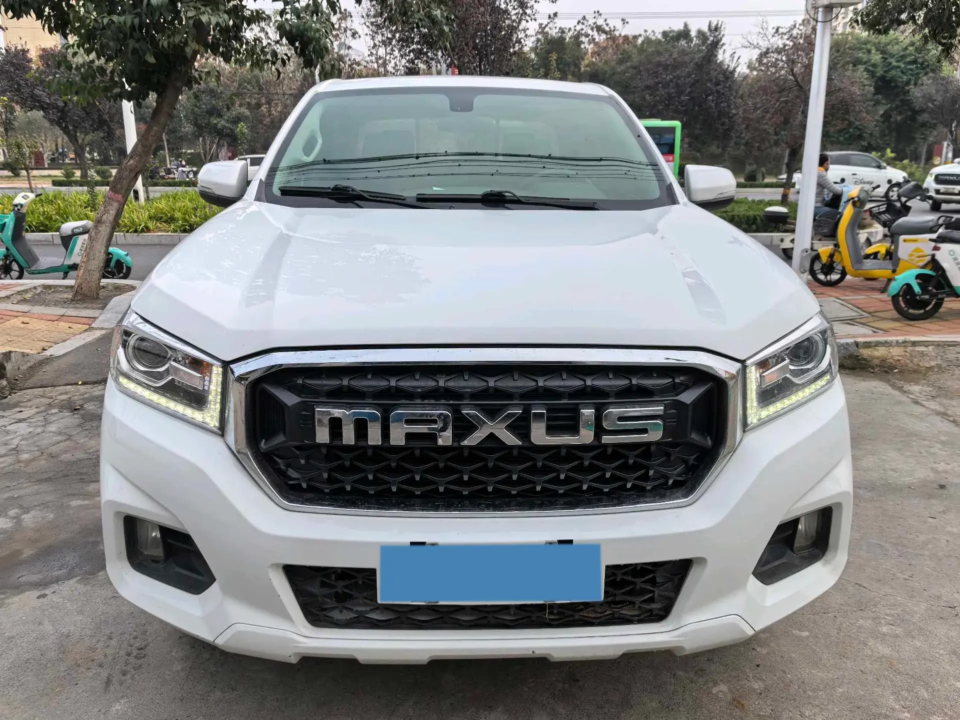 2020 MAXUS T70 thumbnail 2