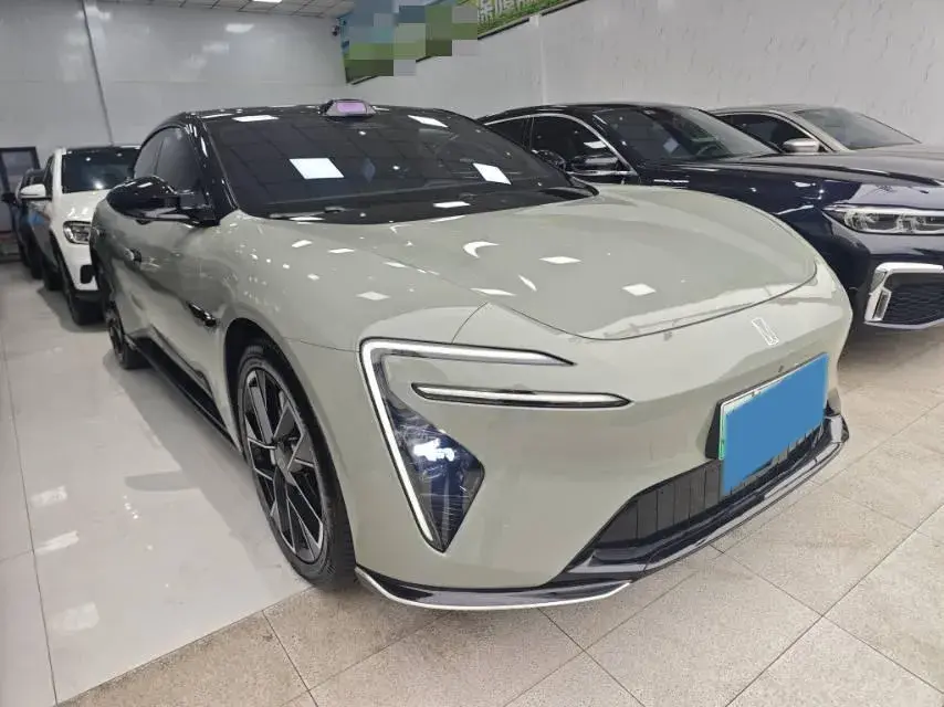 2025 AVATR 06 thumbnail 3