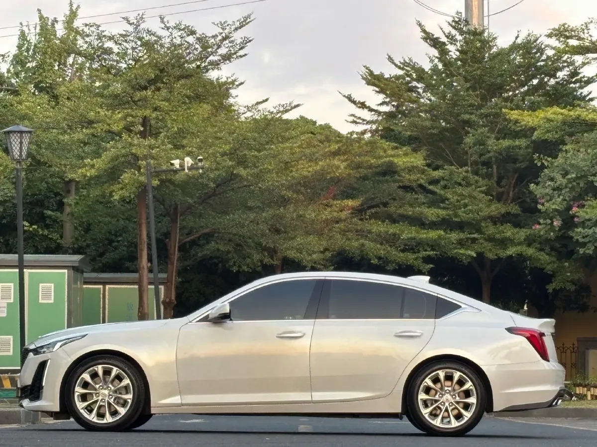 2023 Cadillac CT5 2.0T 237HP L4 10AT,autocango,china used car exporter,china ev exporter,chinese used car exporter,chinese used ev exporter