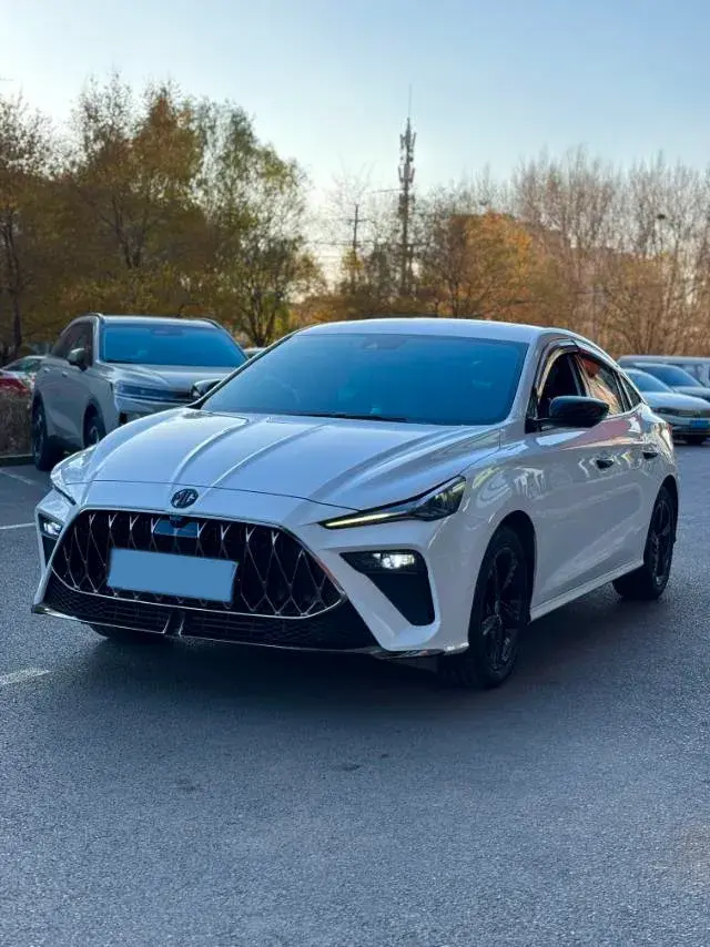 2022 MG 5 Scorpio 1.5T 181HP L4 7DCT