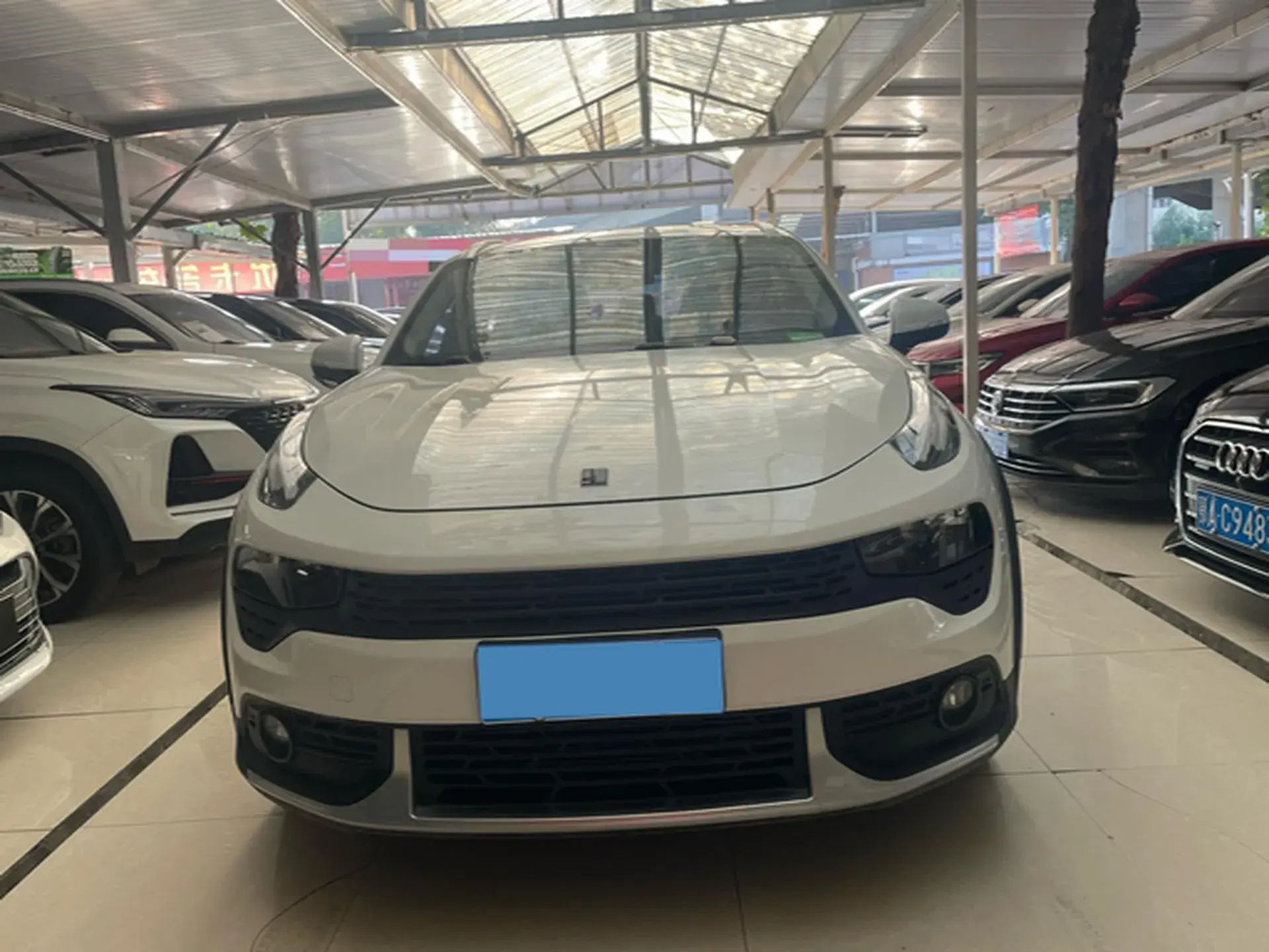 2019 LYNK&CO 02 thumbnail 2