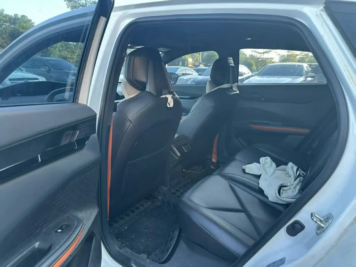 2022 ChangAn UNI-V 1.5T 188HP L4 7DCT,autocango,china used car exporter,china ev exporter,chinese used car exporter,chinese used ev exporter