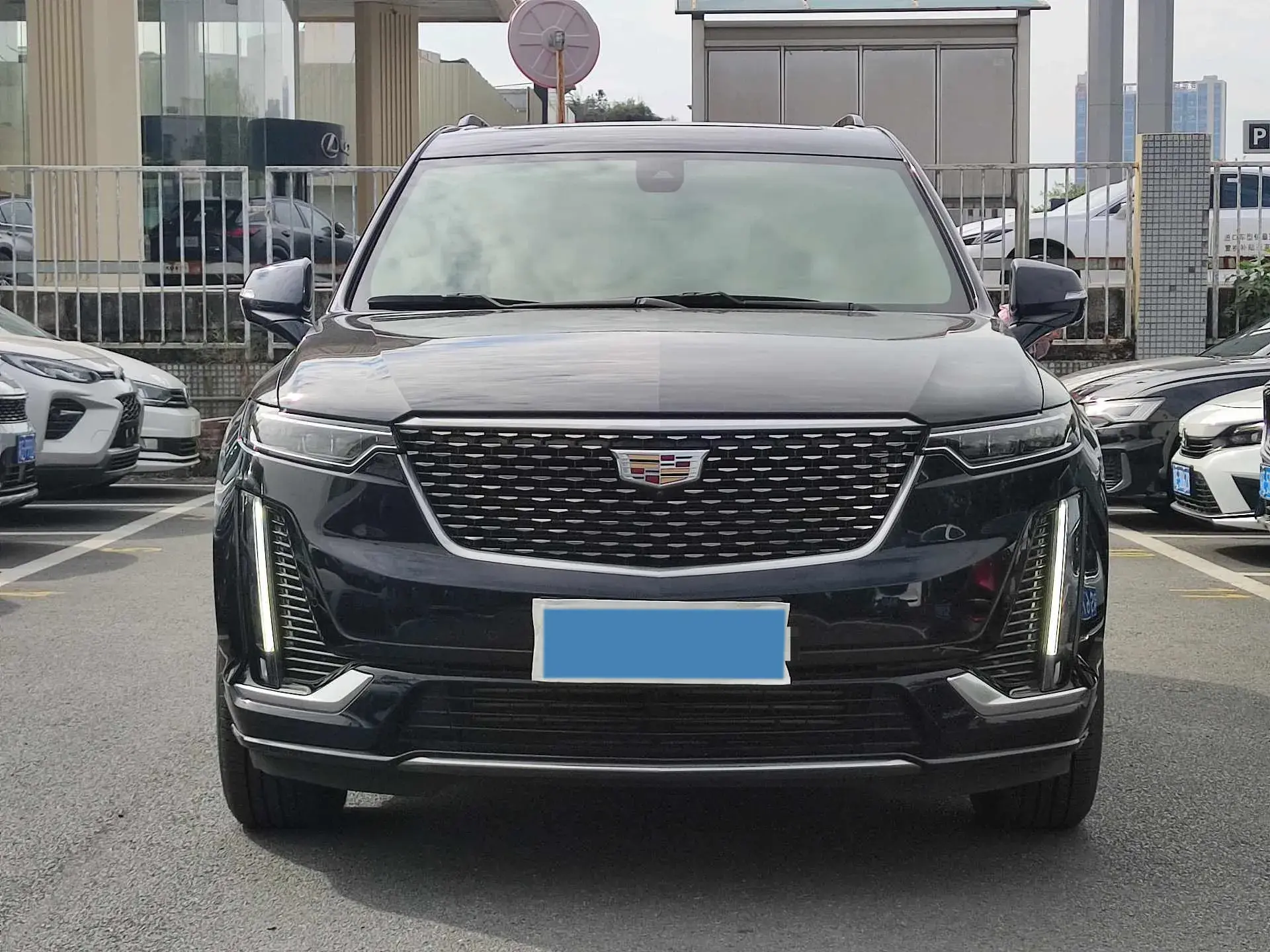 2022 CADILLAC XT6 thumbnail 2